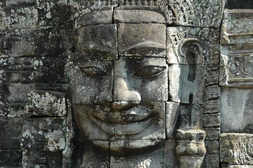 高棉的微笑是什么呢