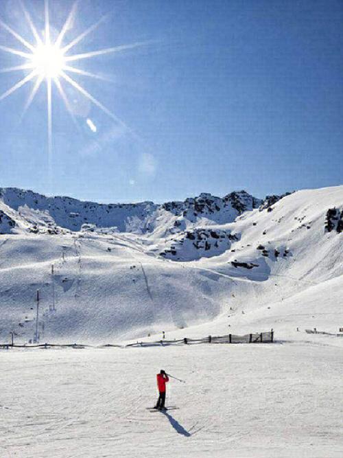 名都滑雪场几月开放