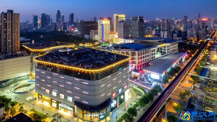 武汉最繁华的商业区是哪里