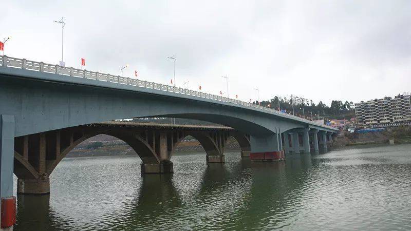 请问沱江五桥开工了吗