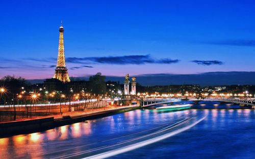 为什么巴黎被称为浪漫的地方
