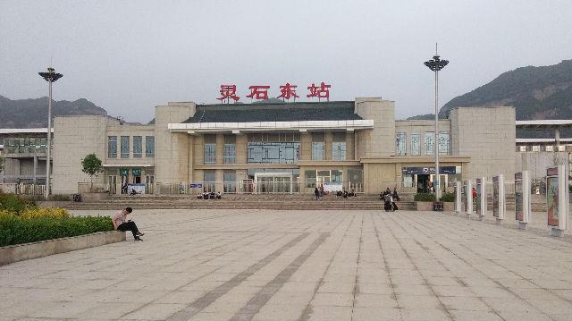 广灵县最近的火车站
