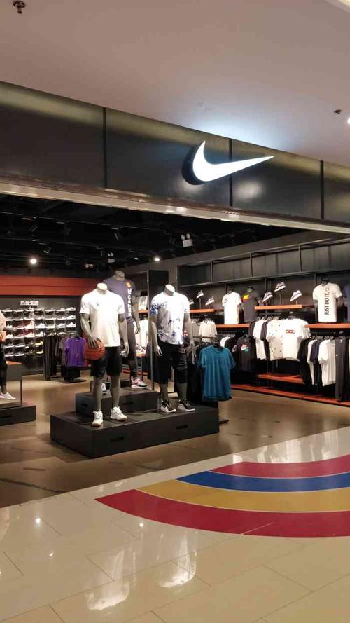 成都最大的Nike专卖店