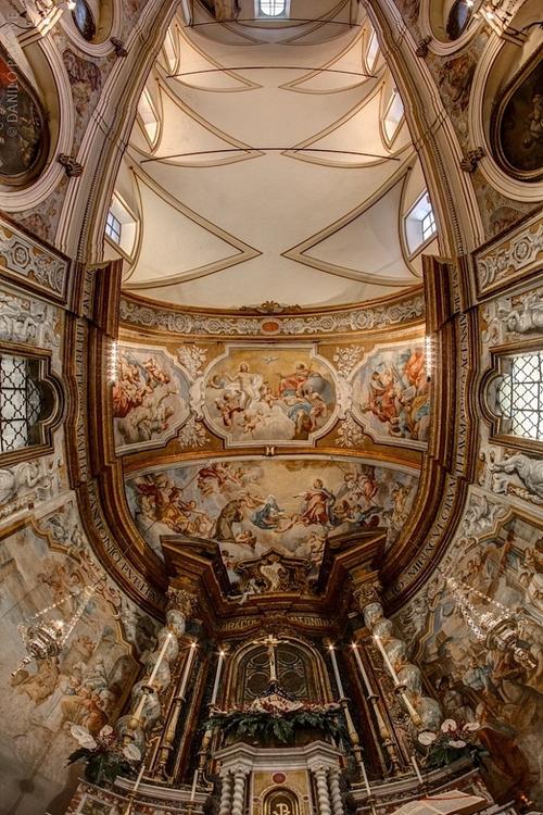 佛罗伦萨大教堂的穹顶的特点