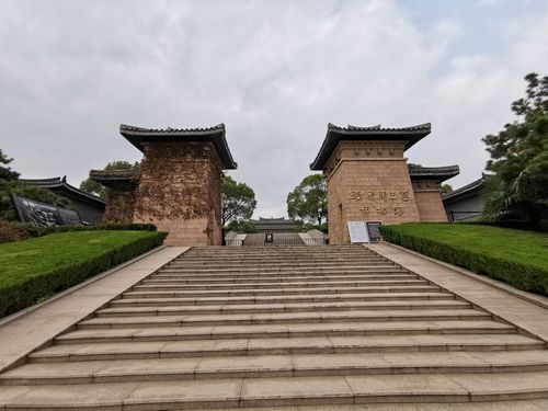 广陵王墓为什么在扬州