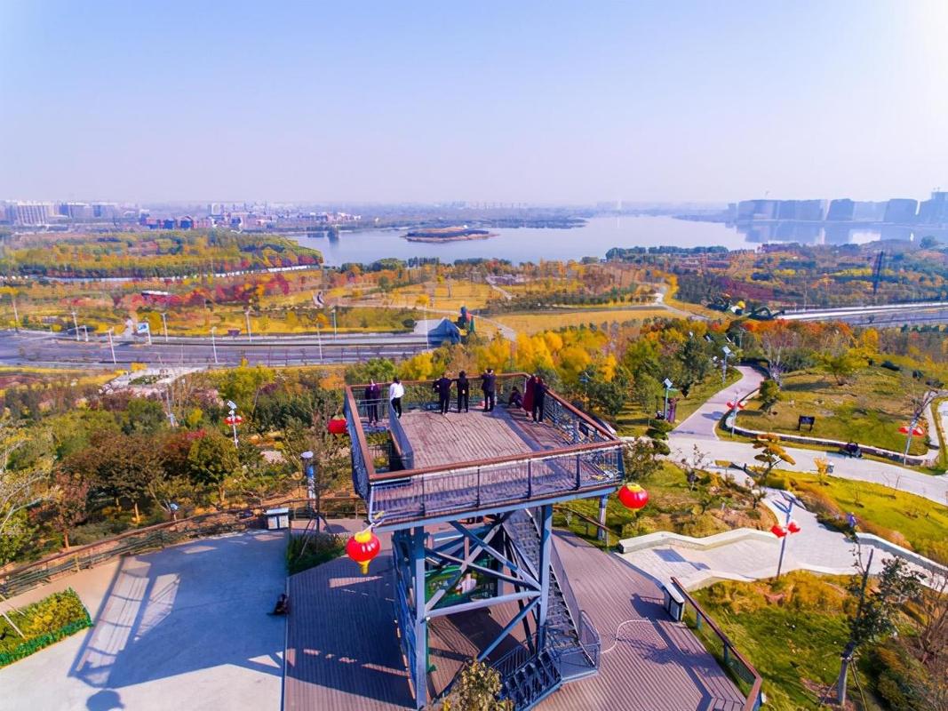 郑州龙湖公园啥时候建成的