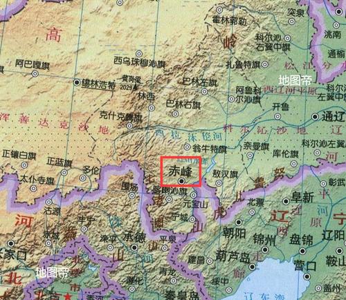 内蒙古赤峰属于内蒙北部吗